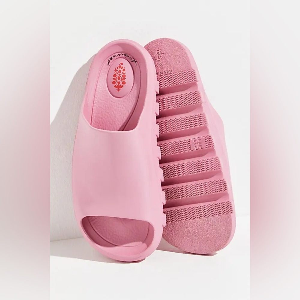 NWT FP Movement Halftime Slides    ~Pink/Rose~